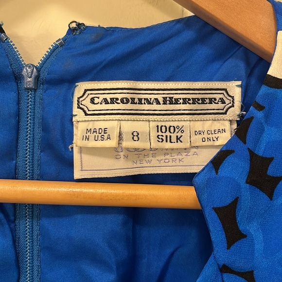 Carolina Herrera silk vintage long sleeve dress - in great used condition - Picture 2 of 11